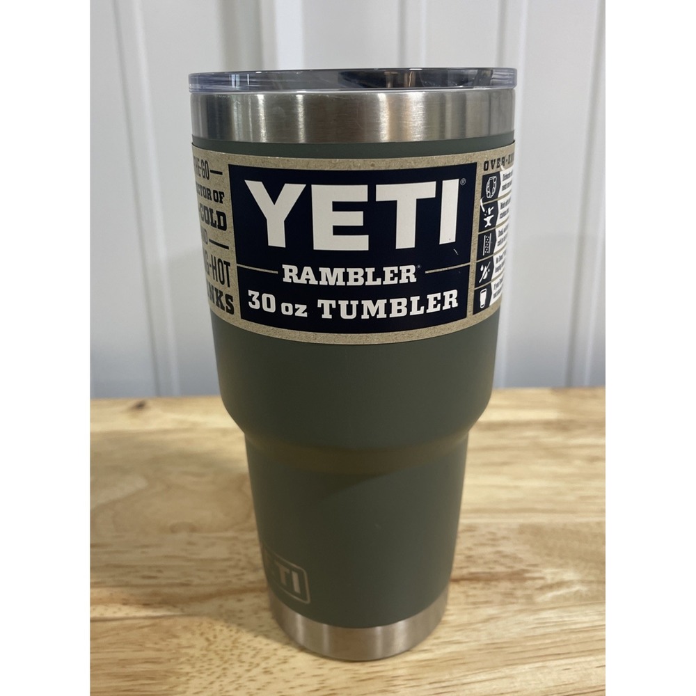YETI  30 oz Tumbler Discontinued Rare Color CAMP GREEN Black Magslider Rambler